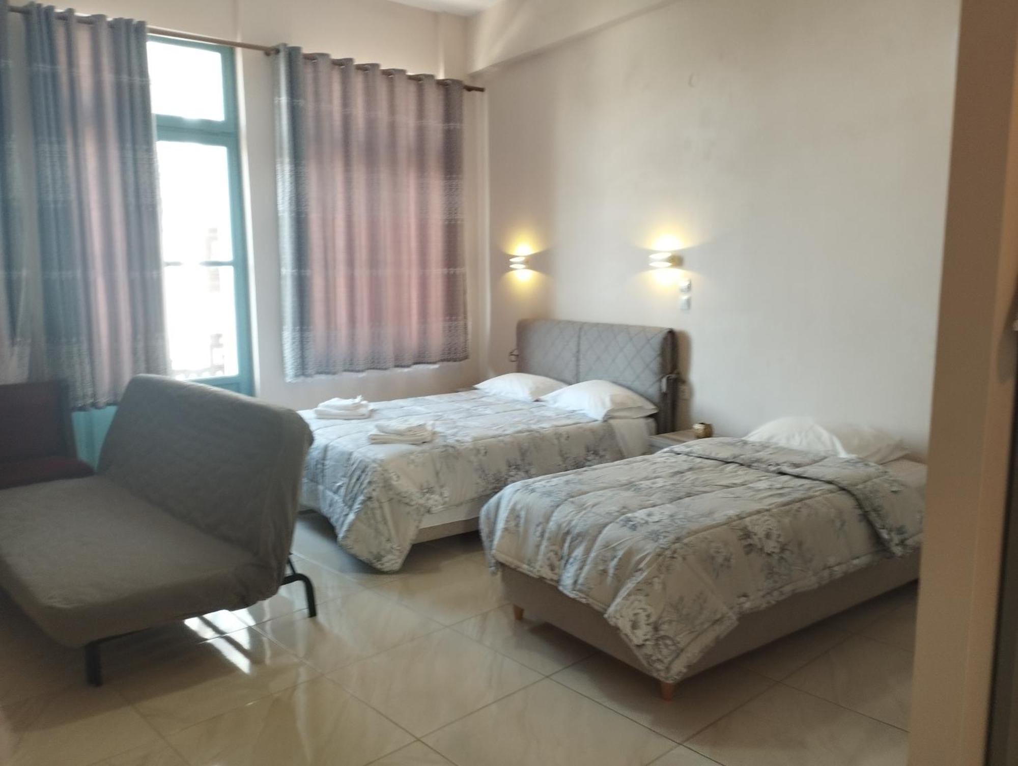 Apartmán Στούντιο Στη Στοά Βαρβουτσή #1 Kalamata Exteriér fotografie