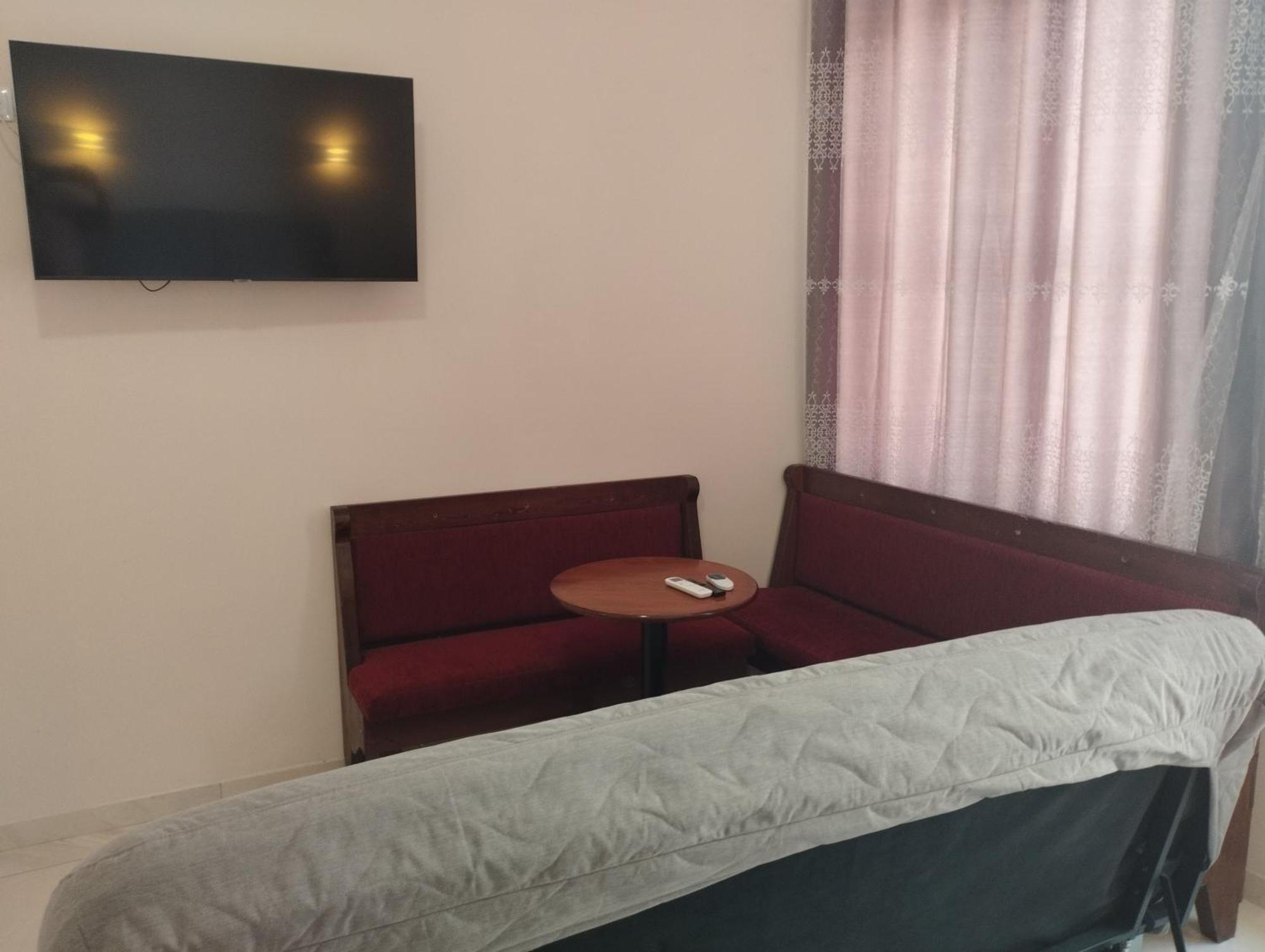 Apartmán Στούντιο Στη Στοά Βαρβουτσή #1 Kalamata Exteriér fotografie
