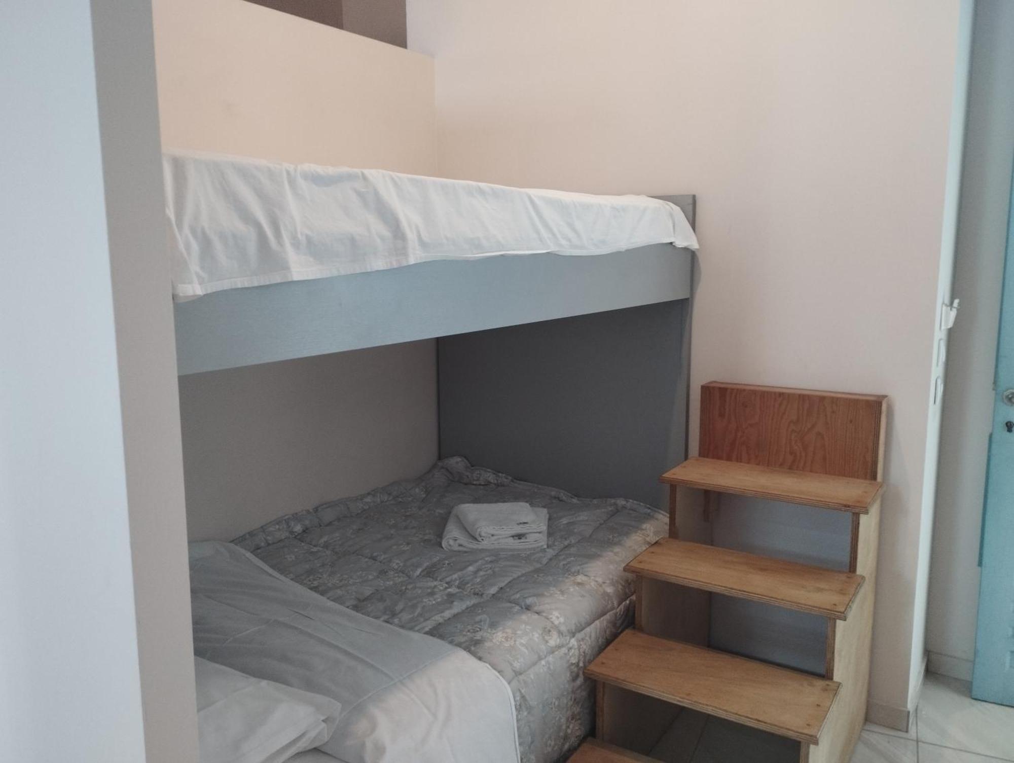 Apartmán Στούντιο Στη Στοά Βαρβουτσή #1 Kalamata Exteriér fotografie